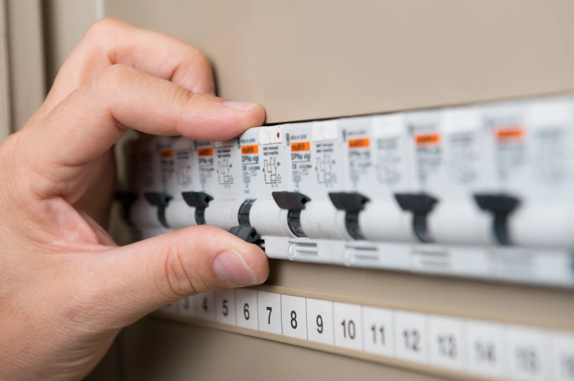 Electrician San Remo, licensed electricians serving San Remo